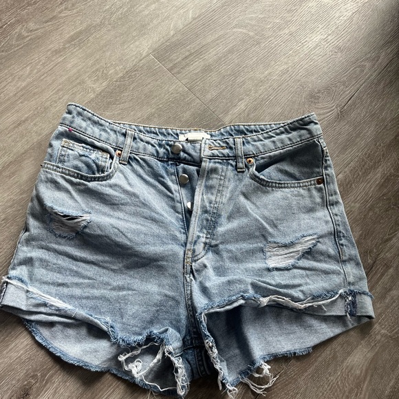H&M Denim Shorts - Picture 4 of 5